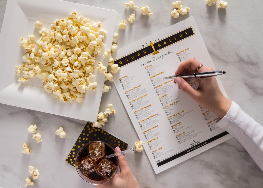 Print out these ballots for your guests to fill in before the Oscar's! Download Tableluxe ballot free in post! #printable #oscars2016